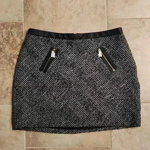 Express Mini Skirt